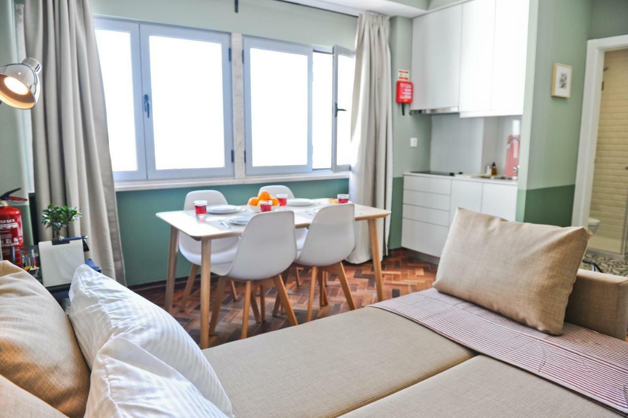 Prosecco Lifestyle In Lisbon By Misha'S Place 4B Экстерьер фото